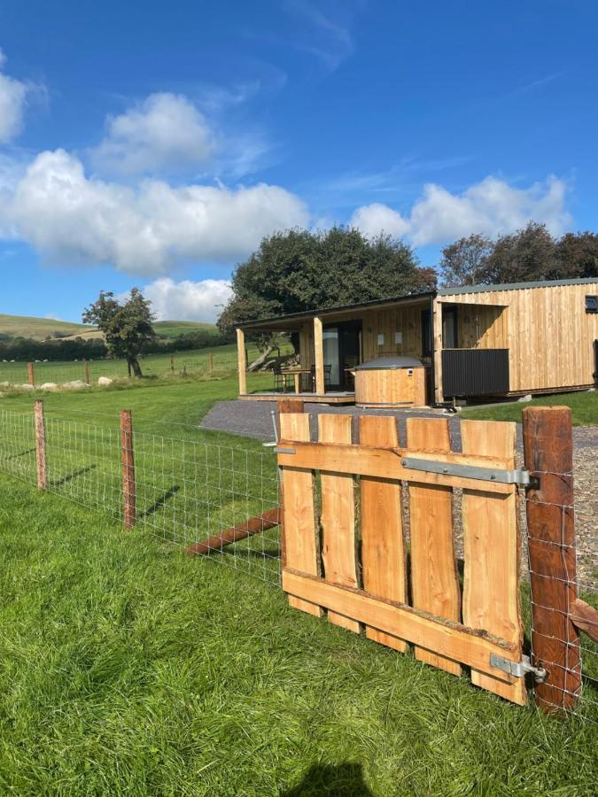 Famau Cabins Gwel Y Mynudd Cilcain Exterior photo