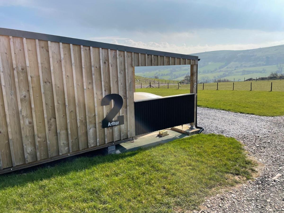 Famau Cabins Gwel Y Mynudd Cilcain Exterior photo